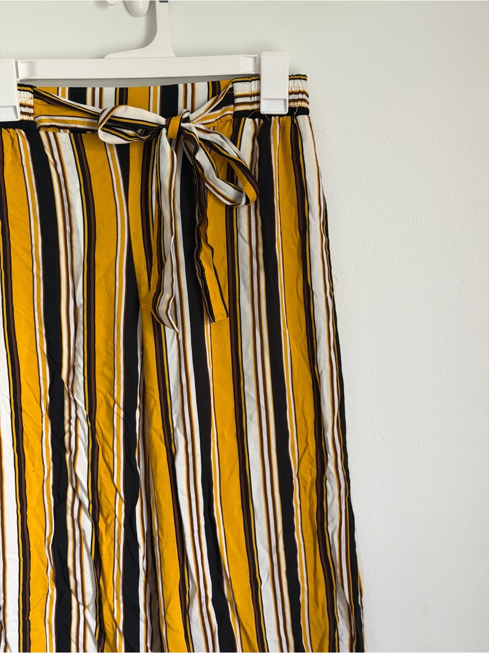Women’s Striped Tie-Pants Skirt in Mustard